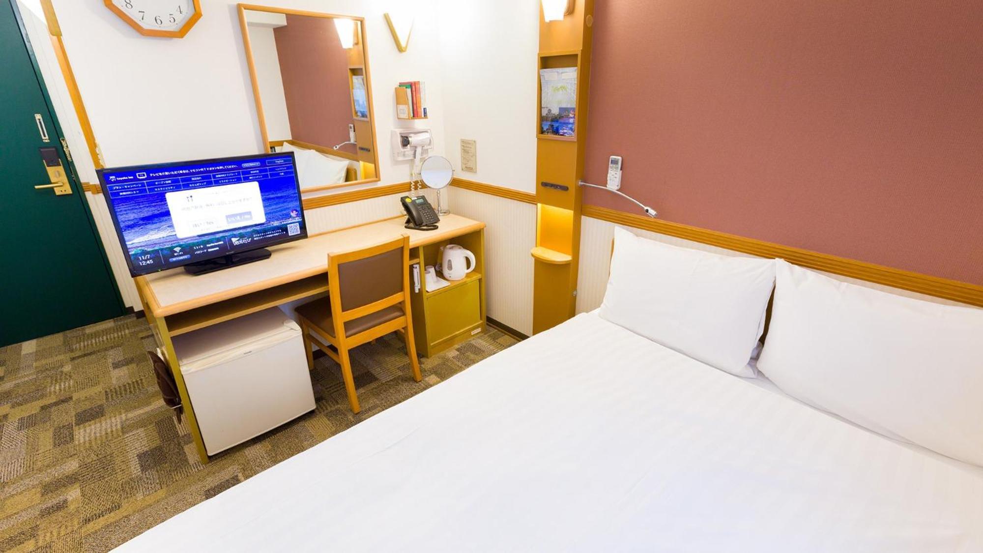 Toyoko Inn Hirosaki Ekimae Стая снимка