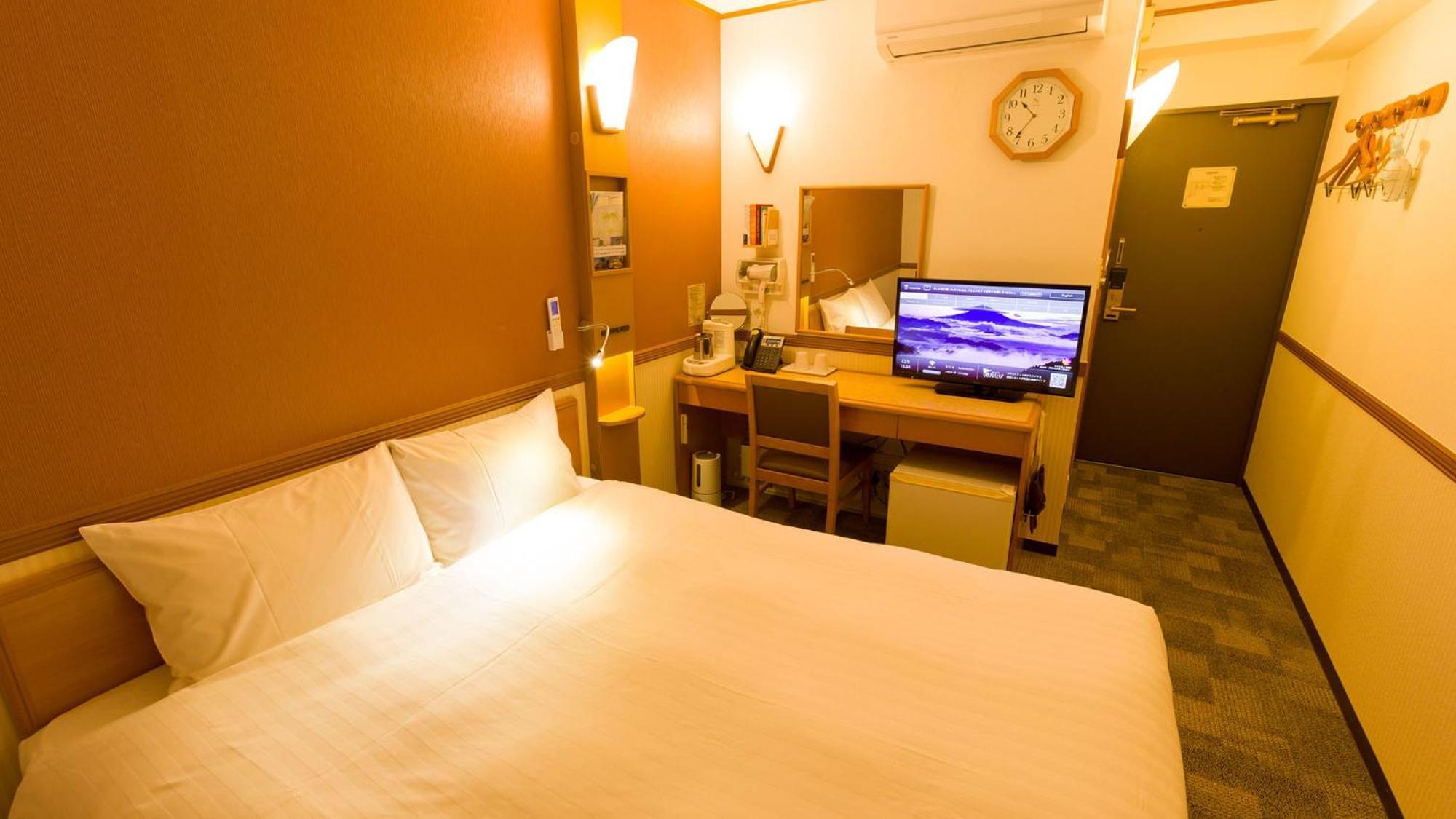 Toyoko Inn Hirosaki Ekimae Стая снимка